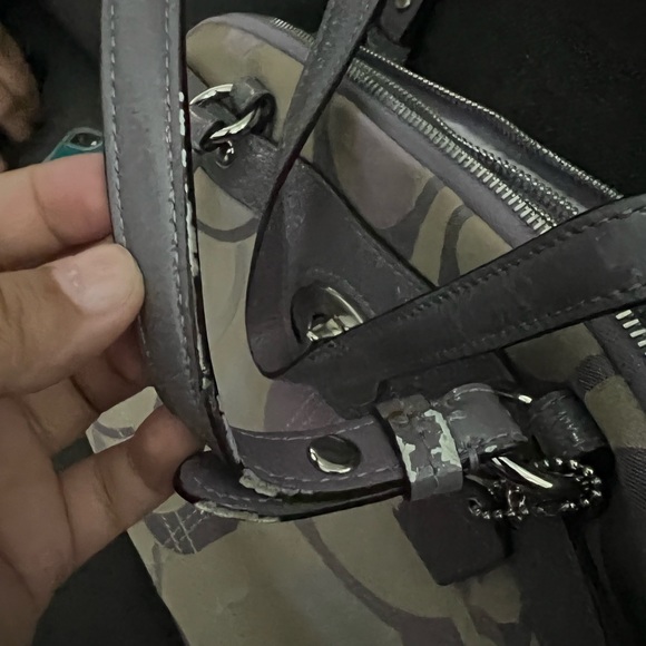 Coach Handbag - Picture 5 of 8